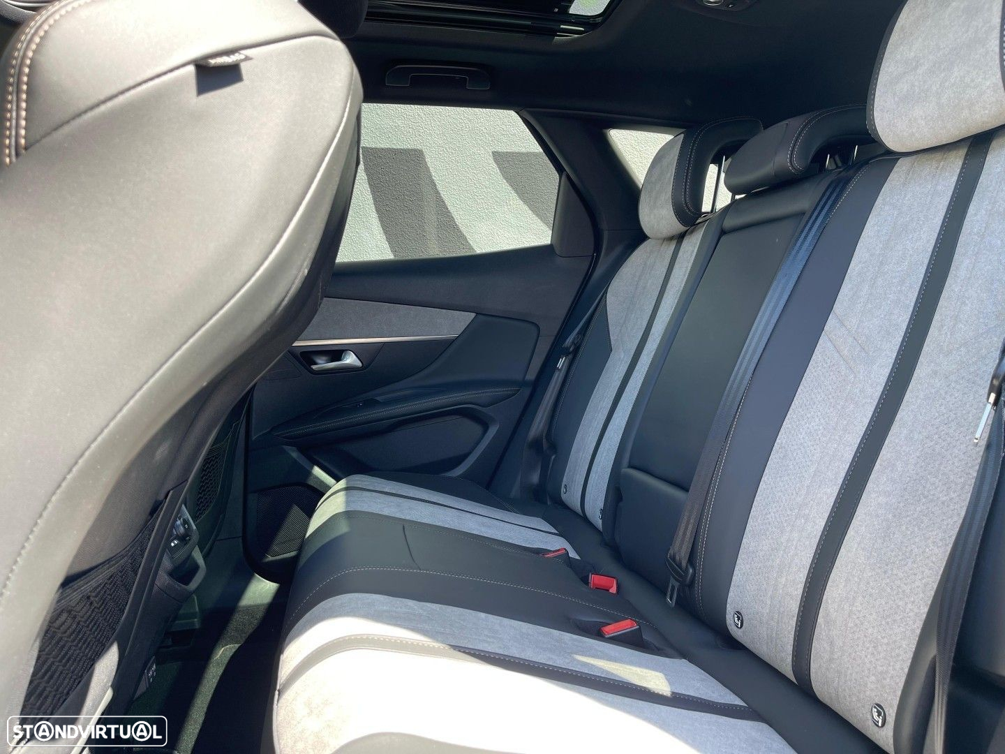 Peugeot 3008 1.6 Hybrid GT e-EAT8 - 9