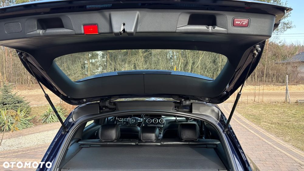 Mercedes-Benz GLC 250 4Matic 9G-TRONIC AMG Line - 38