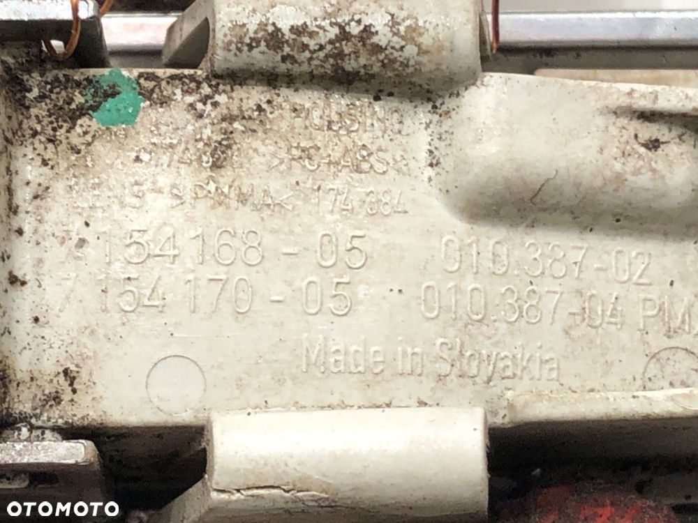 KIERUNKOWSKAZ PRAWY PRZÓD - 52.00 PLN - BMW 5 Touring (F11) 2009 - 2017 520 d 135 kW [184 KM] olej - 4