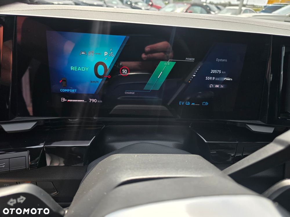 Renault Rafale 1.2 E-Tech Full Hybrid 200 Techno MMT - 13