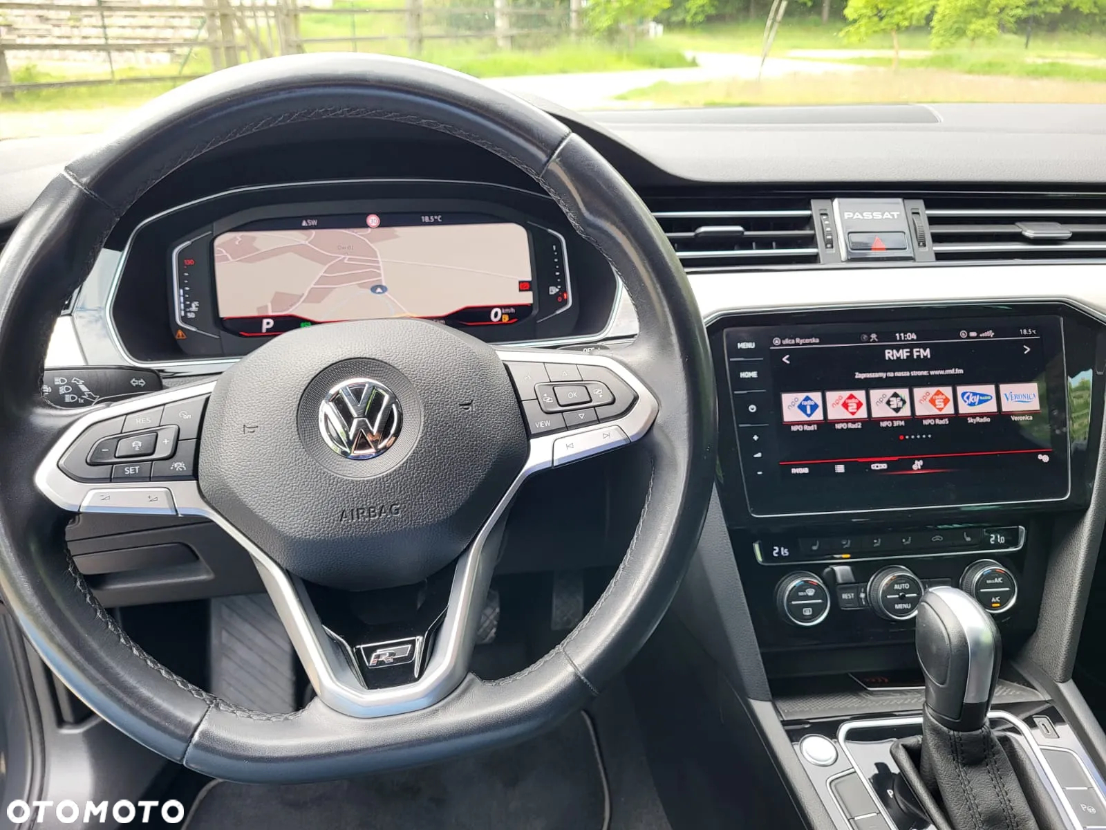 Volkswagen Passat 2.0 TSI Business DSG - 18