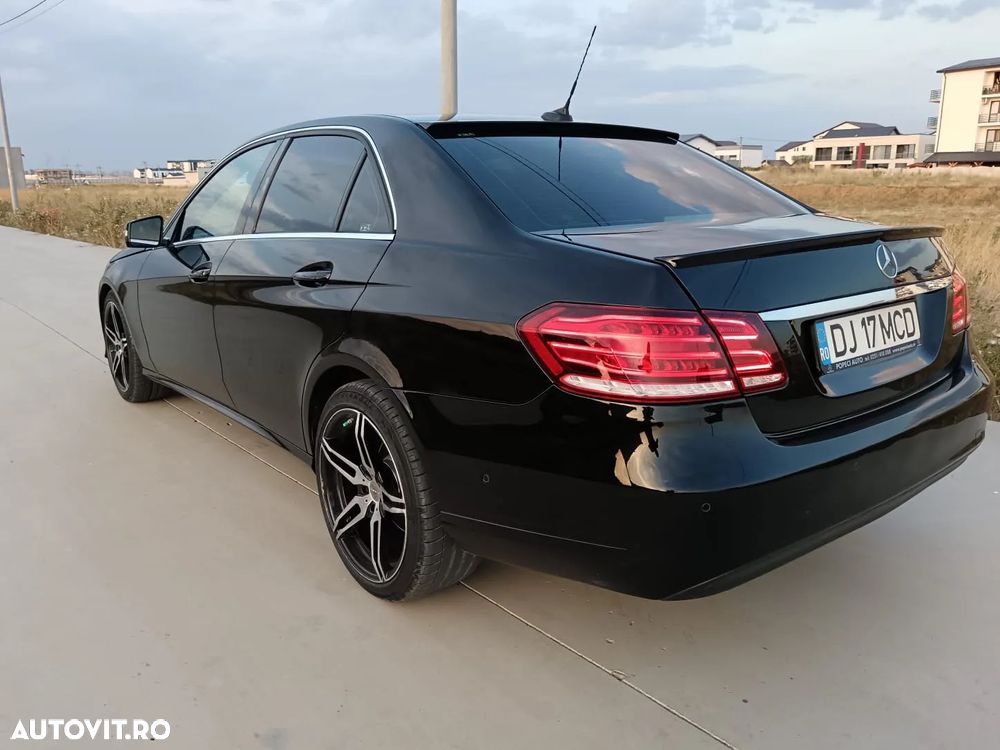 Mercedes-Benz E - 4