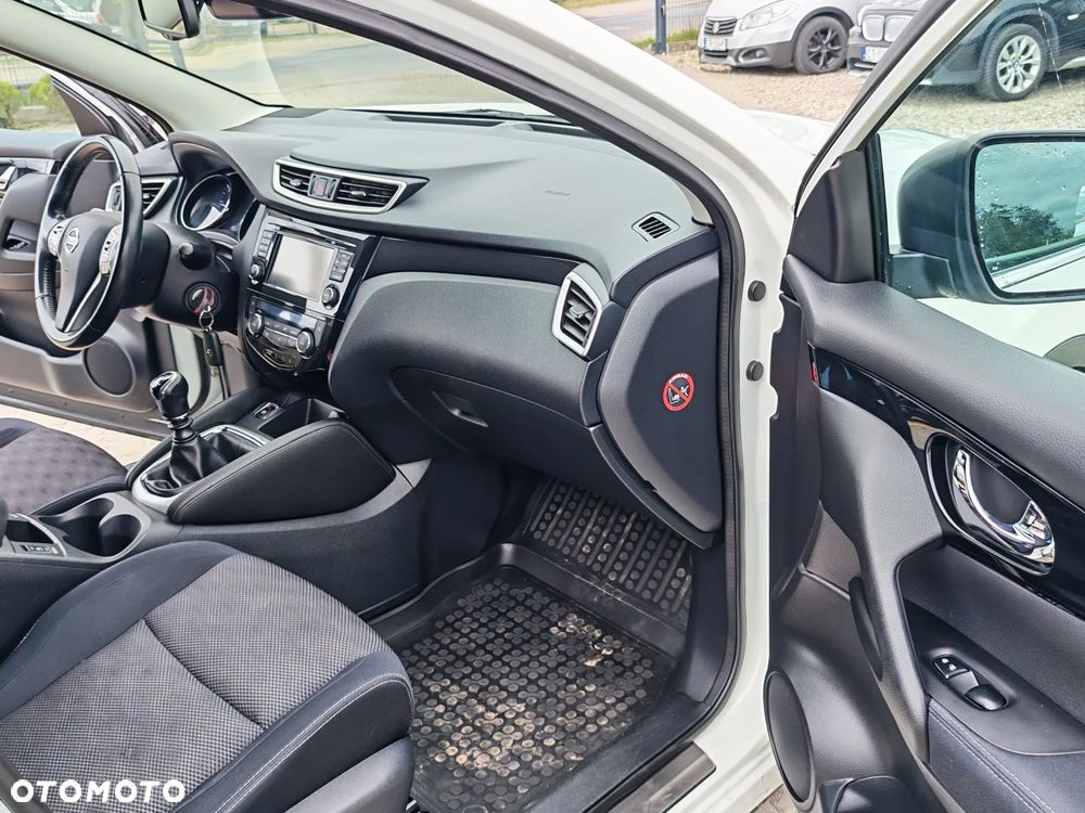 Nissan Qashqai 1.6 dCi DPF Start/Stop acenta - 15