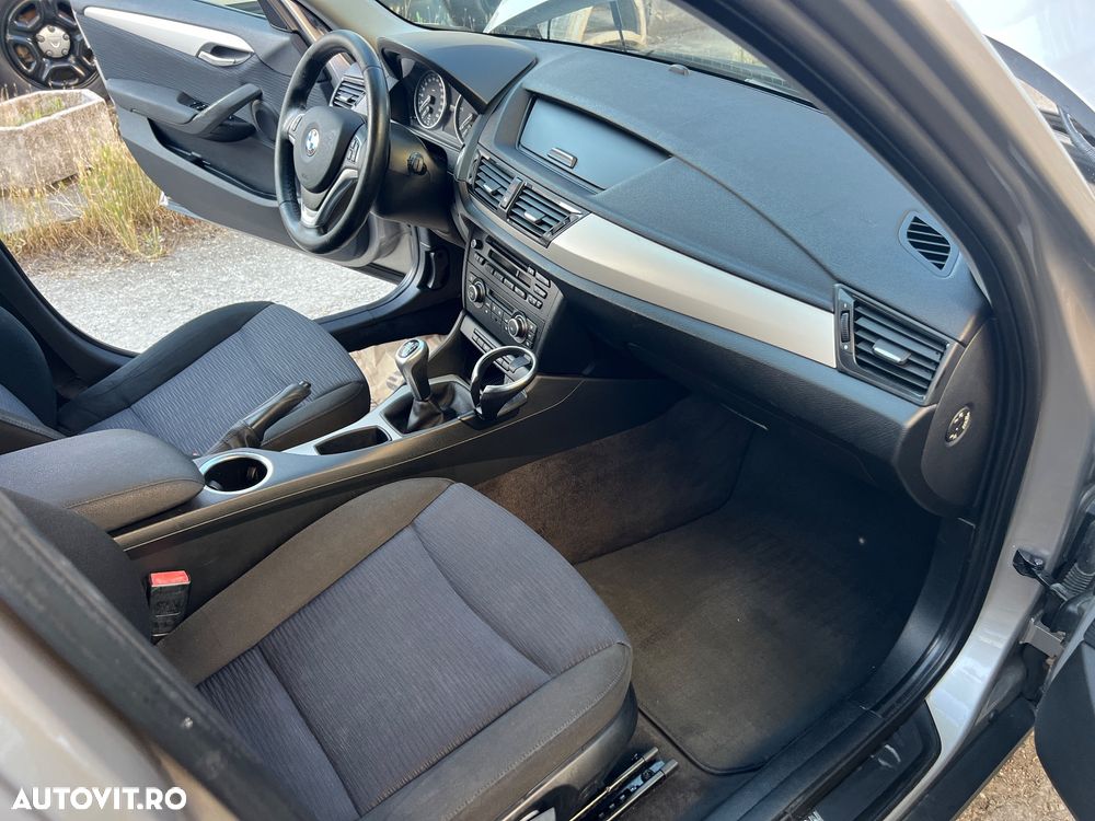 BMW X1 xDrive18d - 11