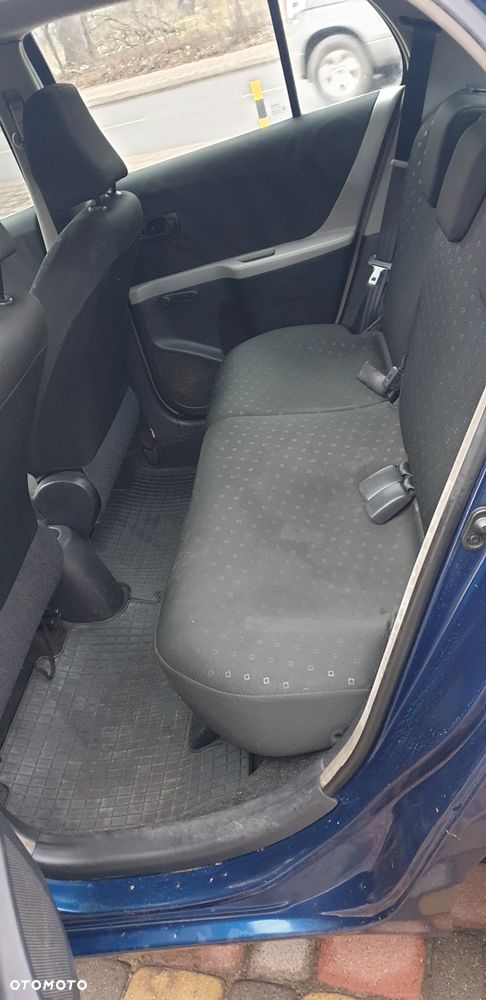 Toyota Yaris - 14