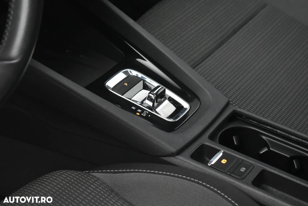 Skoda Octavia 2.0 TDI DSG Ambition - 6