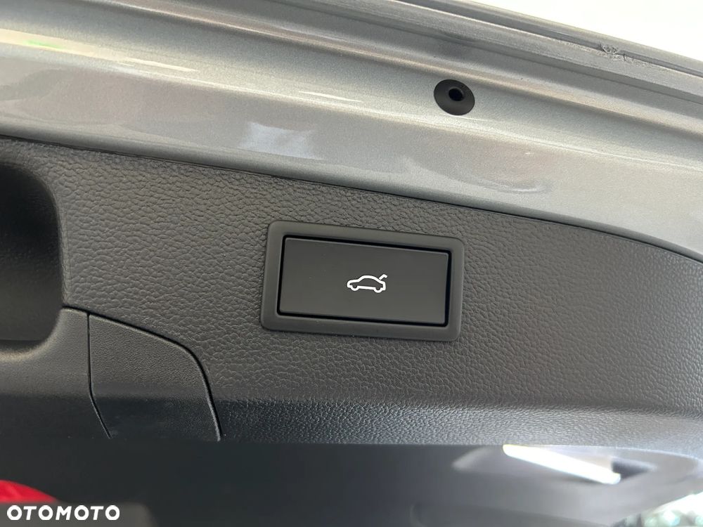 Skoda Superb 2.0 TDI SCR 4x4 Sportline DSG - 11