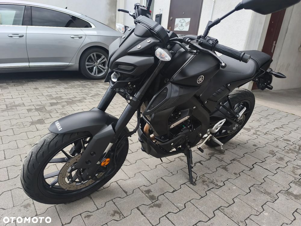 Yamaha MT - 3