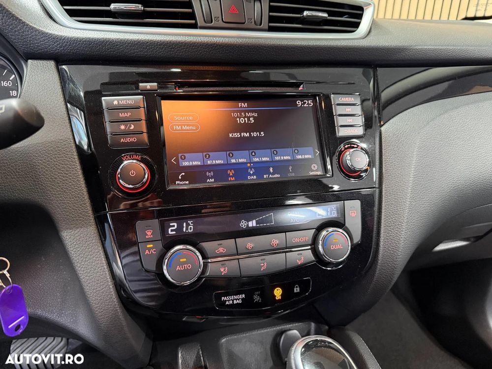 Nissan Qashqai 1.5 DCI DCT ACENTA - 9