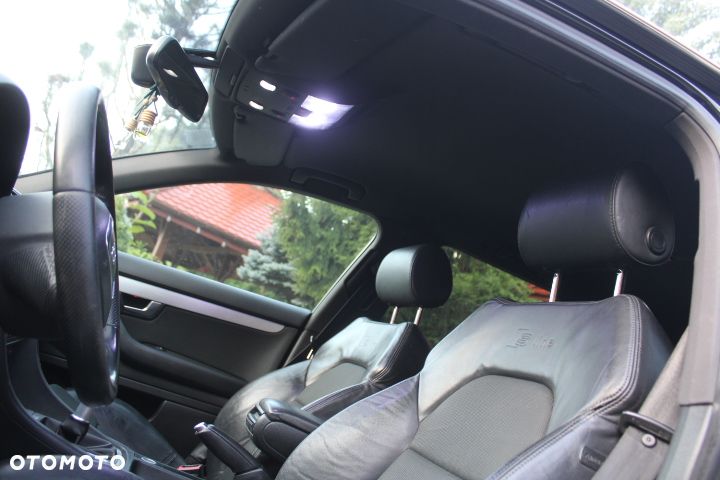 Audi A4 Avant 2.0 TDI DPF quattro S line Sportpaket (plus) - 29