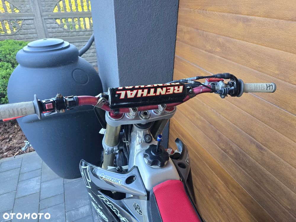 Suzuki RM-Z - 7