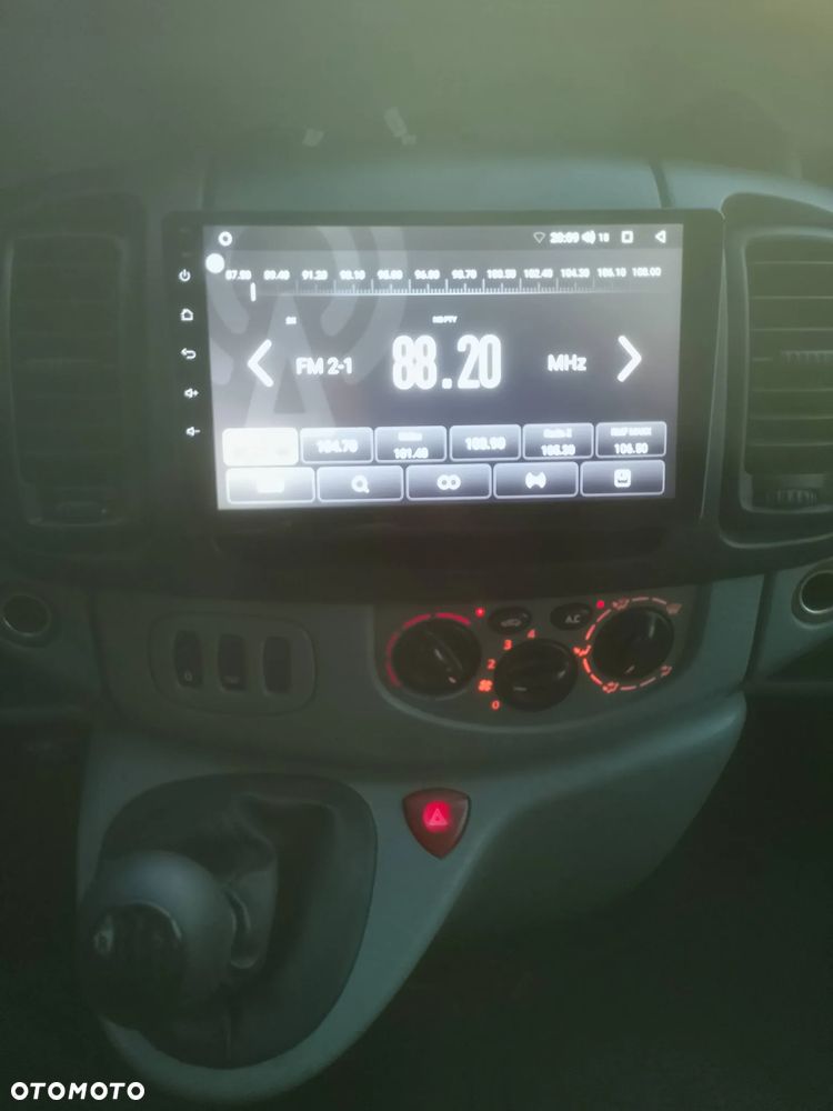 Renault Trafic - 7
