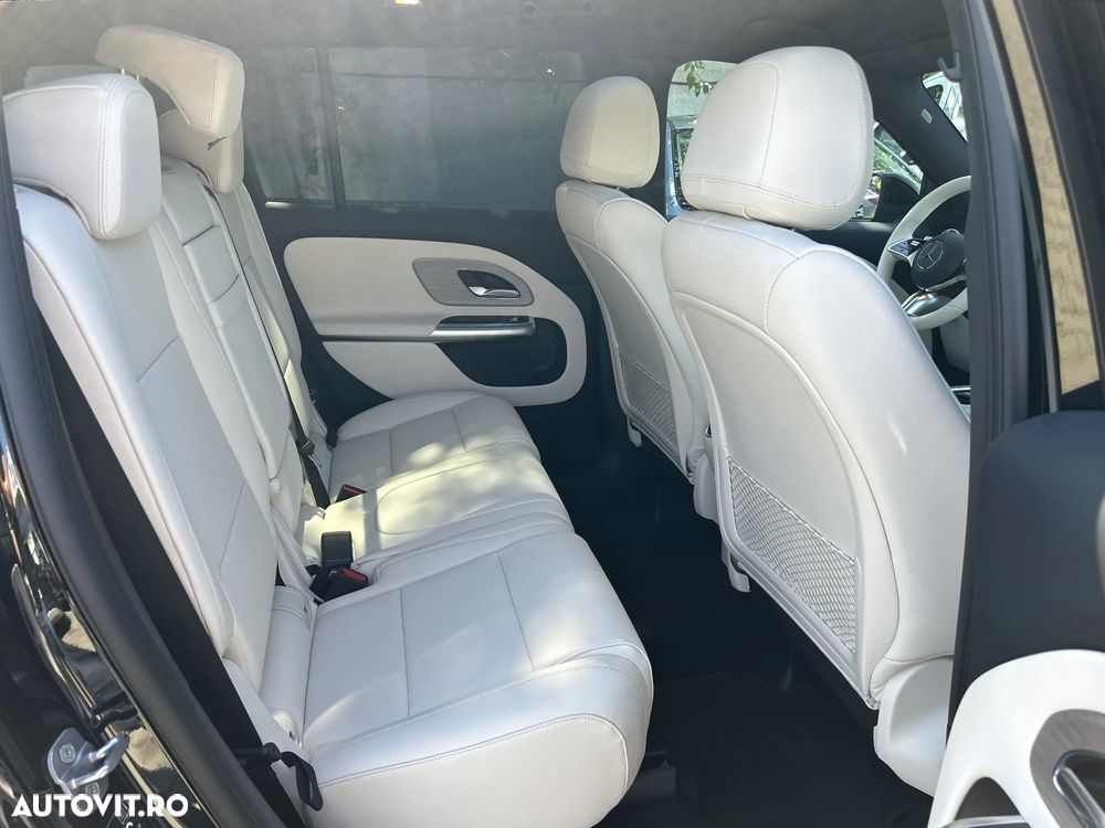Mercedes-Benz GLB 220 4MATIC - 15