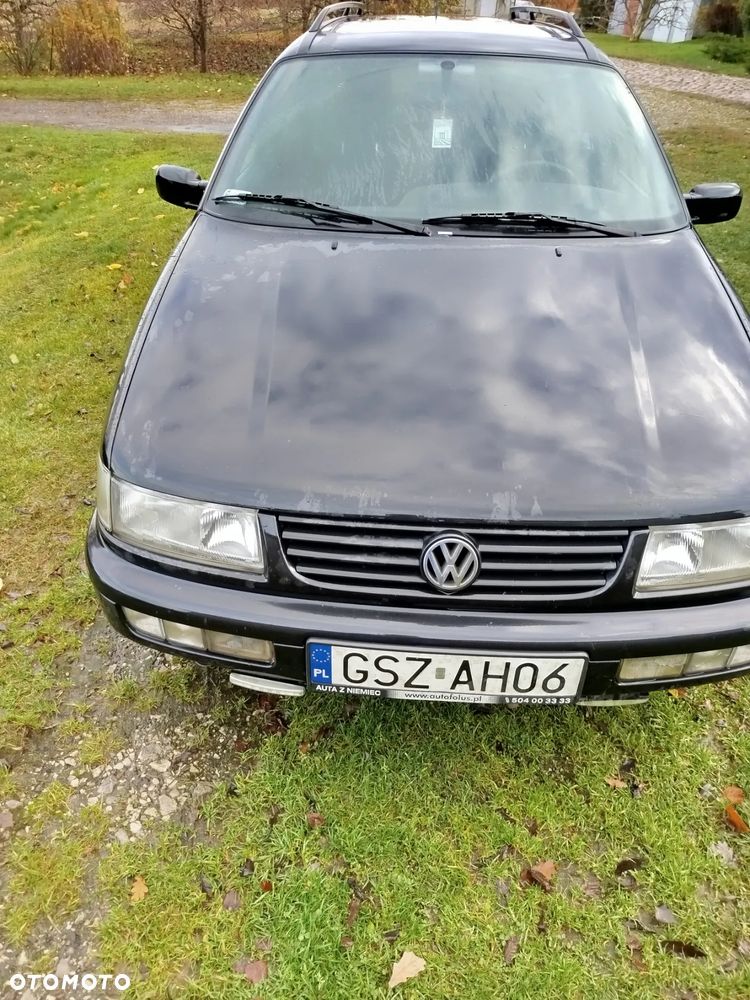 Volkswagen Passat 1.9 TDI GL - 1