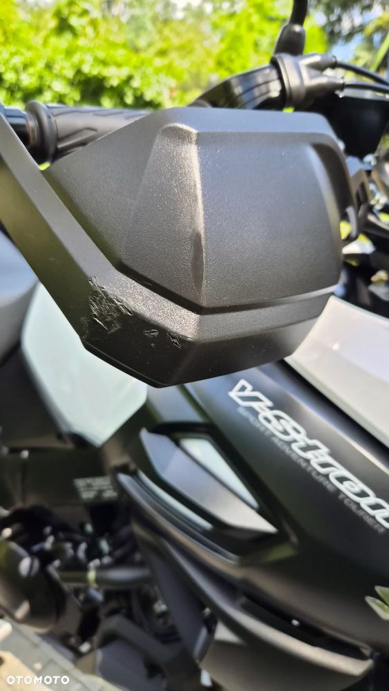 Suzuki V-STROM - 33