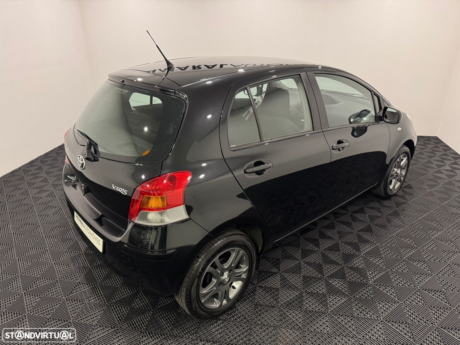 Toyota Yaris 1.0 VVT-i AC - 22