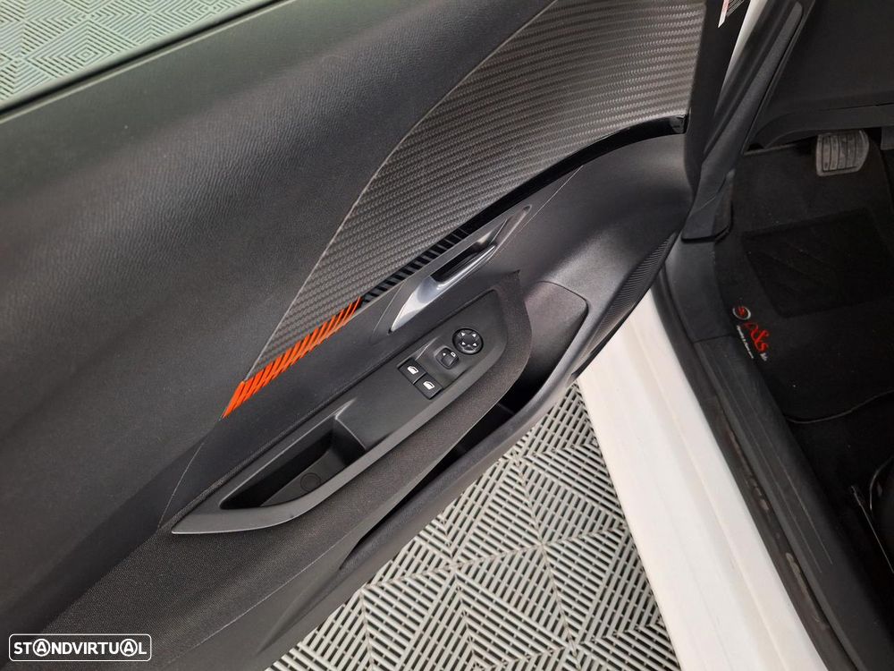 Peugeot e-208 Active Pack - 24