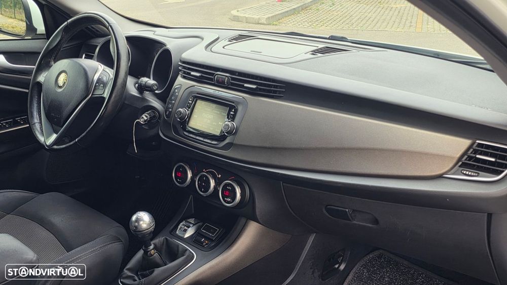 Alfa Romeo Giulietta - 11