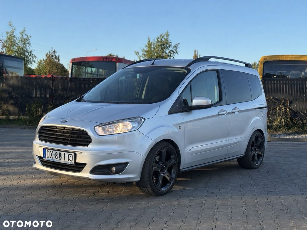 Ford Tourneo Courier - 6