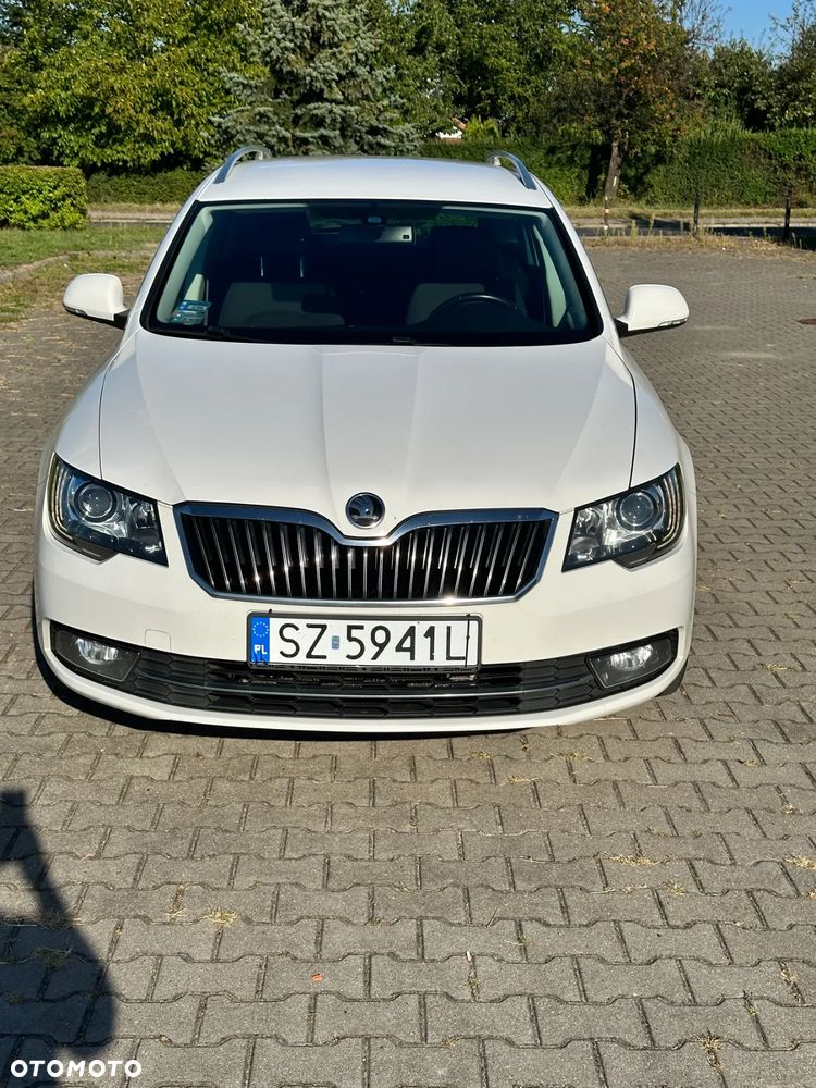 Skoda Superb 2.0 TDI Ambition - 3