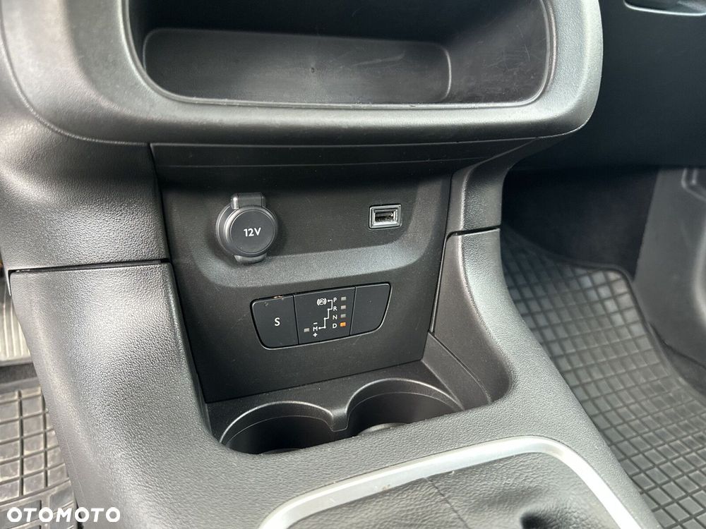 Citroën C3 1.2 PureTech Max EAT6 - 22