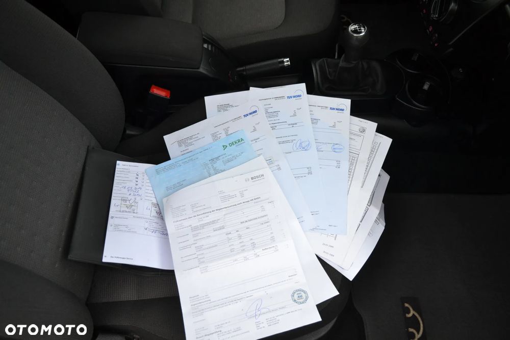 Volkswagen New Beetle - 7