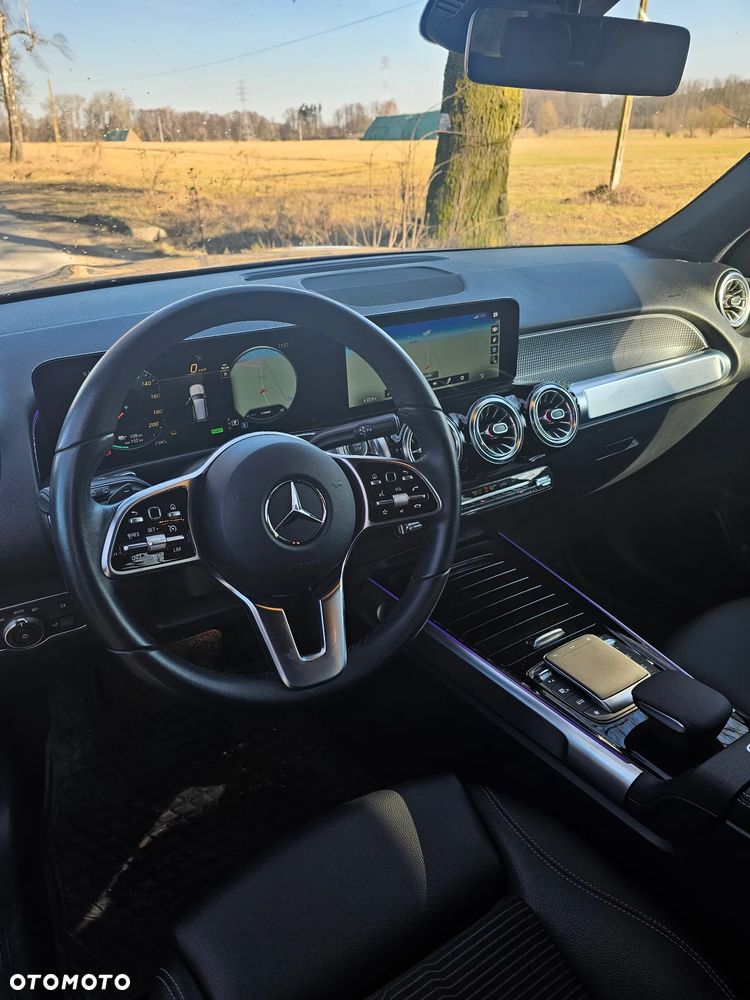 Mercedes-Benz EQB 300 66.5kWh 4-Matic Edition 1 - 3