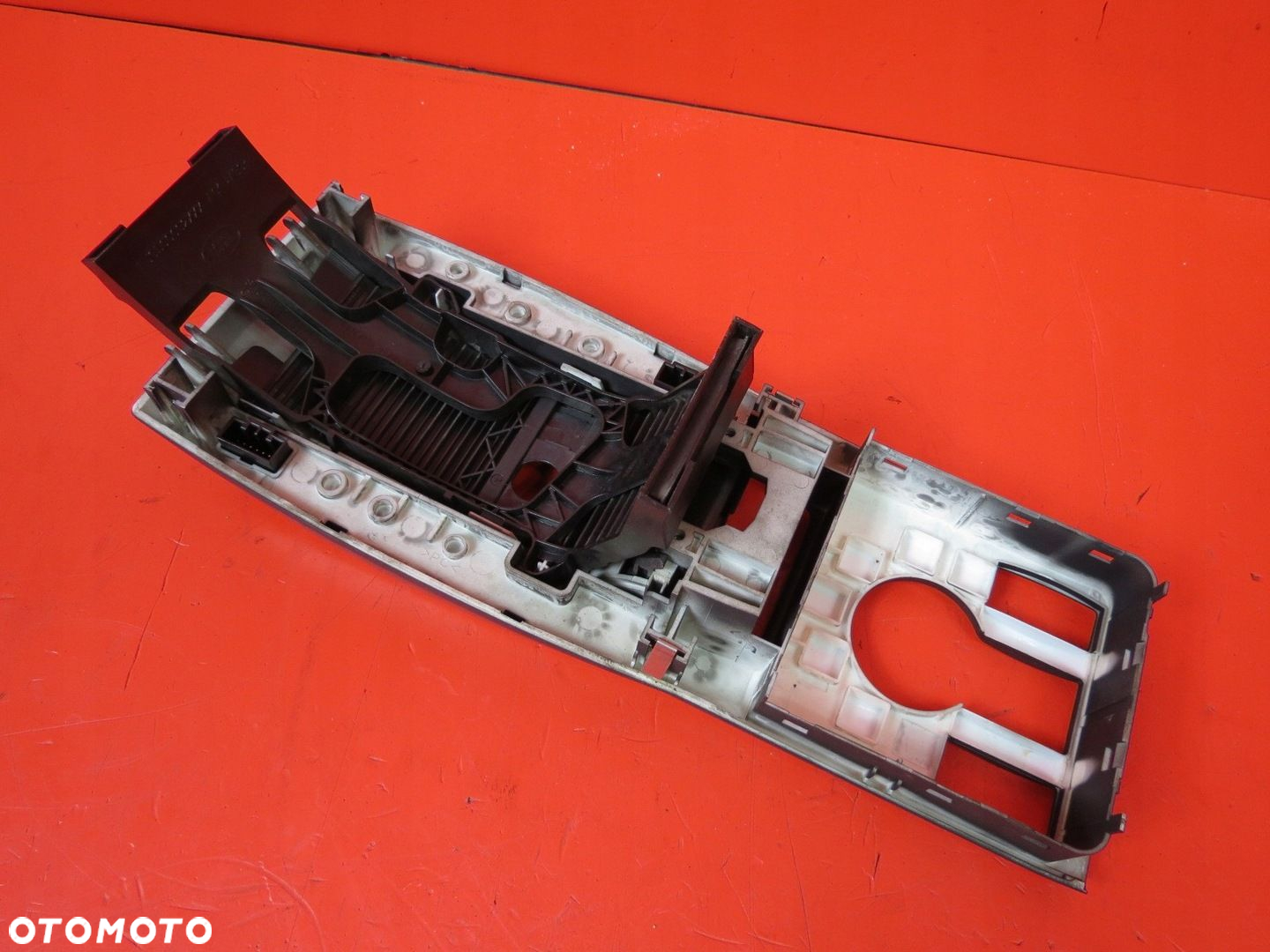 RANGE ROVER SPORT L320 PANEL RAMKA TUNELU - 4