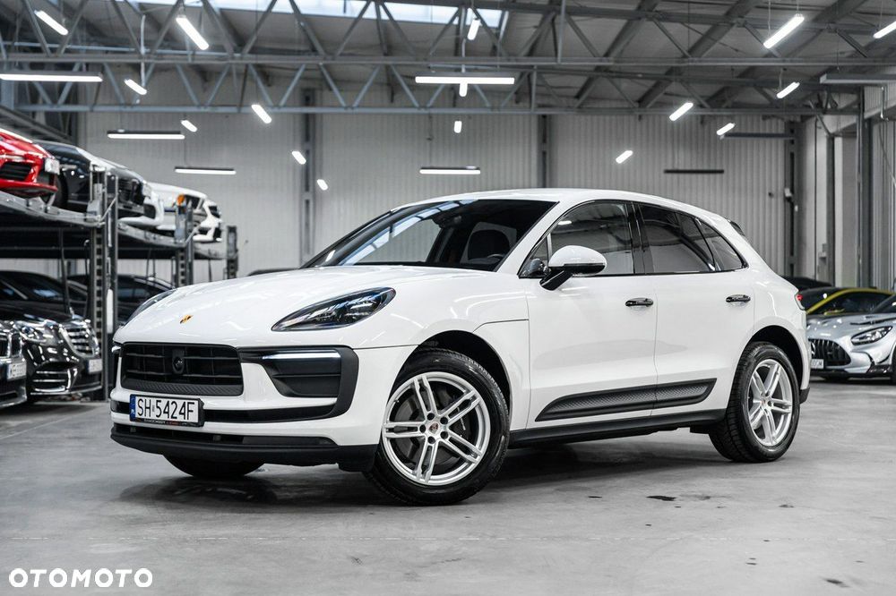 Porsche Macan Standard - 2