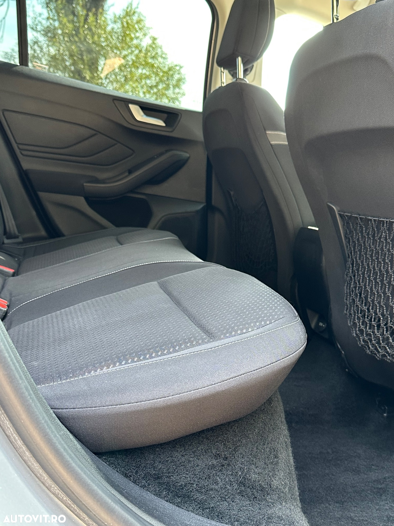 Ford Focus 1.5 EcoBlue Start-Stopp-System TITANIUM DESIGN - 23