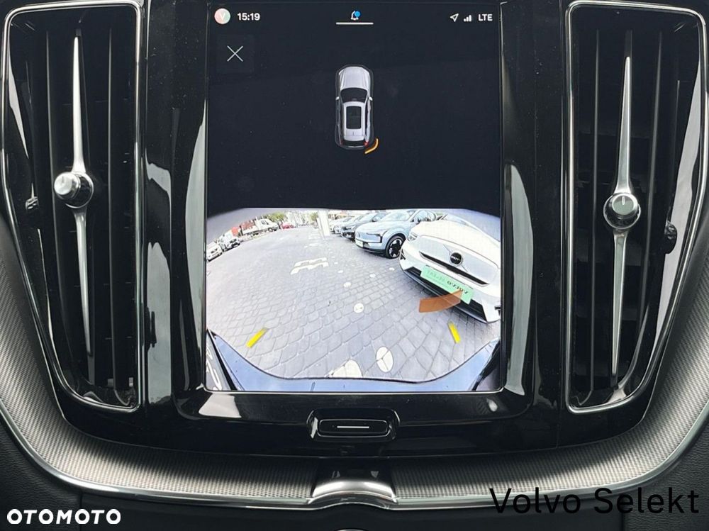 Volvo XC 60 - 25