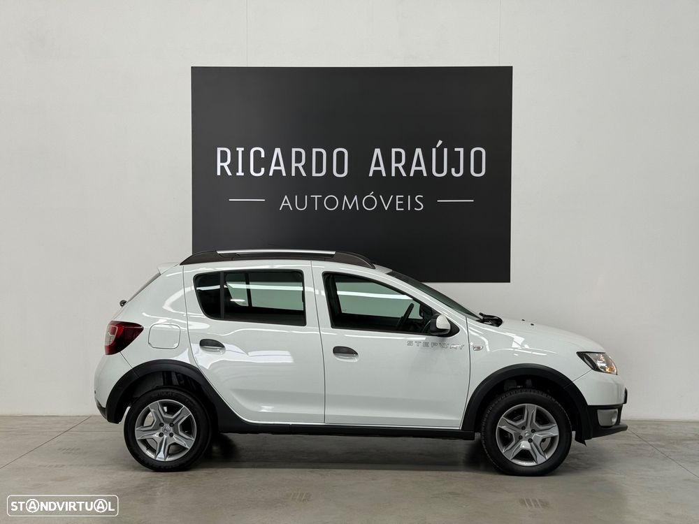 Dacia Sandero 0.9 TCe Stepway - 25