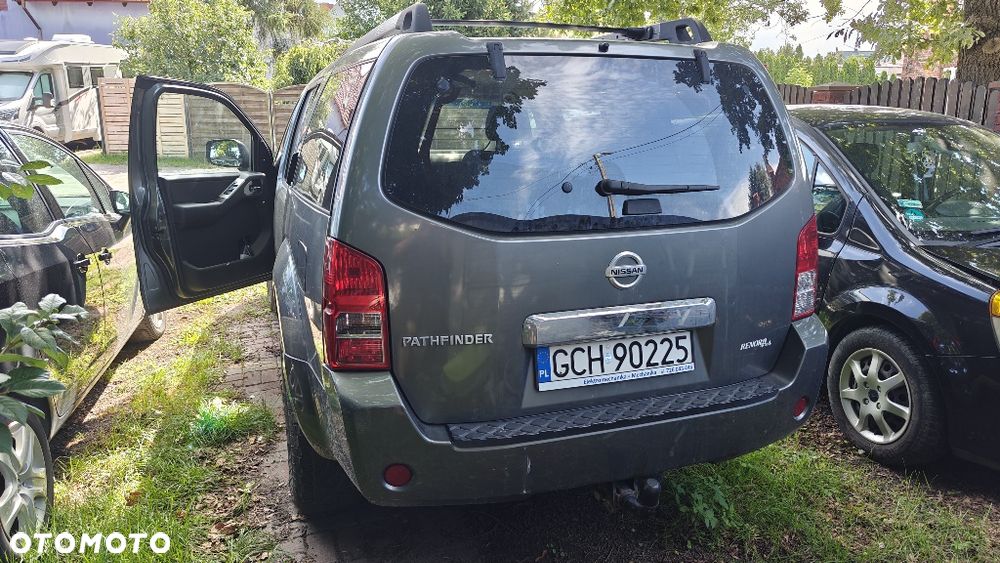 Nissan Pathfinder - 6