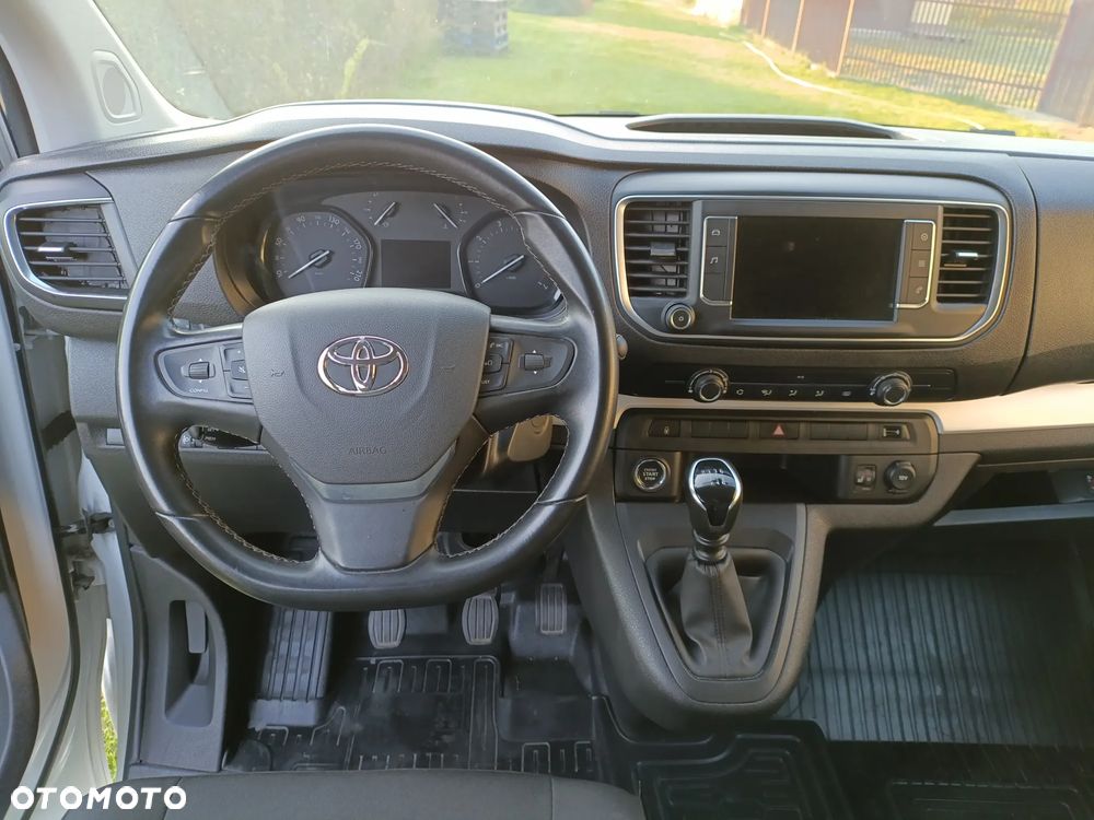 Toyota ProAce Kombi 2.0 D-4D Long 2,8t - 14