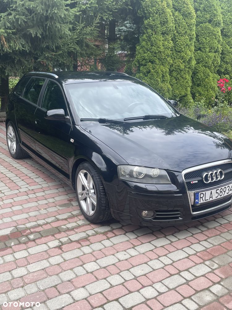 Audi A3 Sportback 2.0 TDI DPF Ambiente - 2