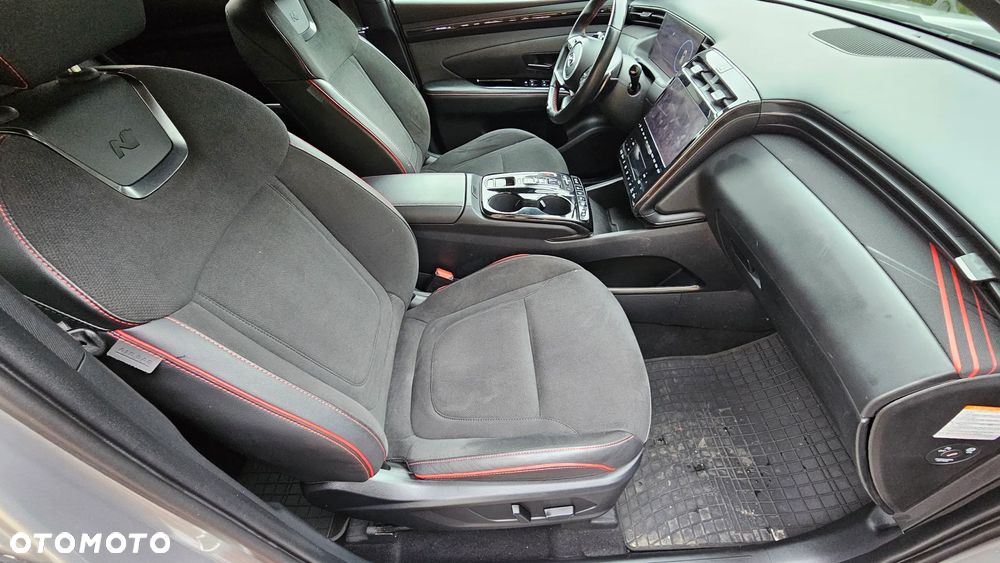 Hyundai Tucson 1.6 GDi 4WD DCT N Line - 17