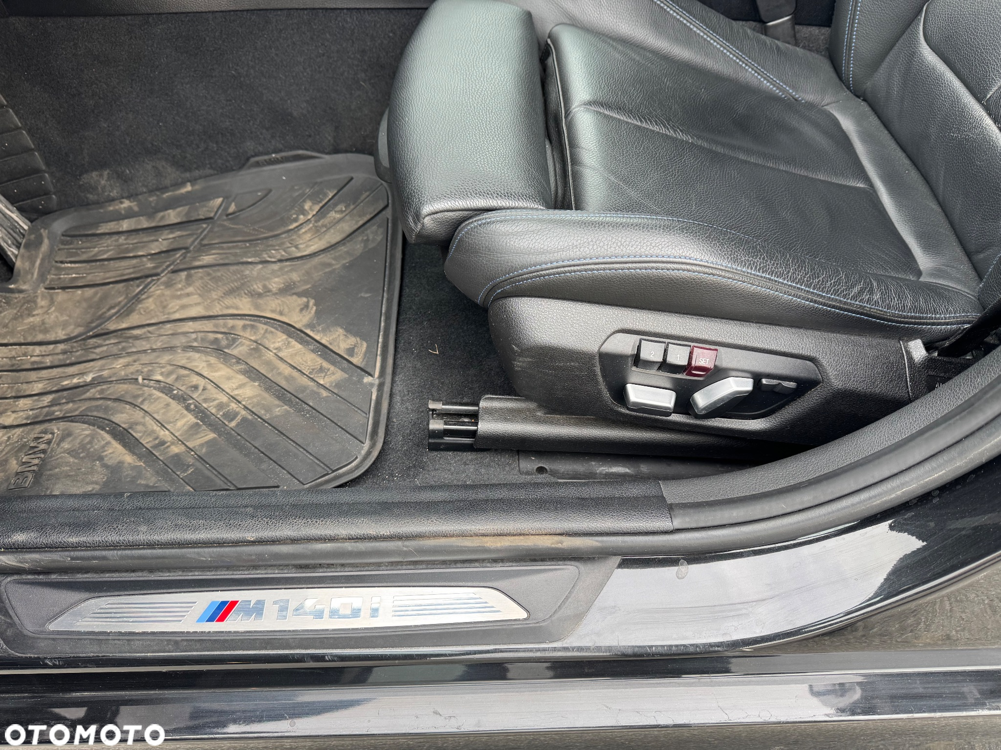 BMW 1M - 12