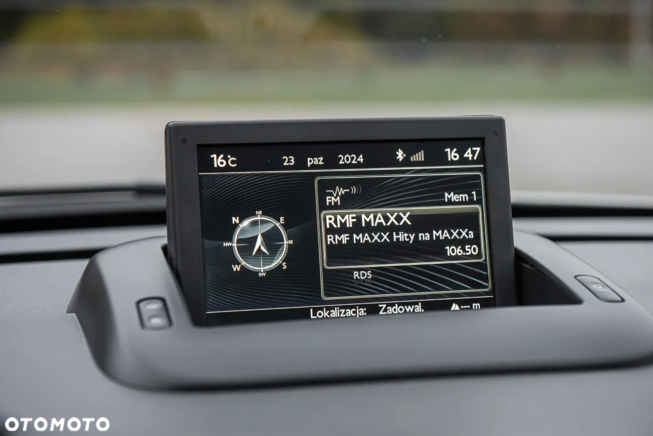 Peugeot 3008 1.6 BlueHDi Allure S&S - 19