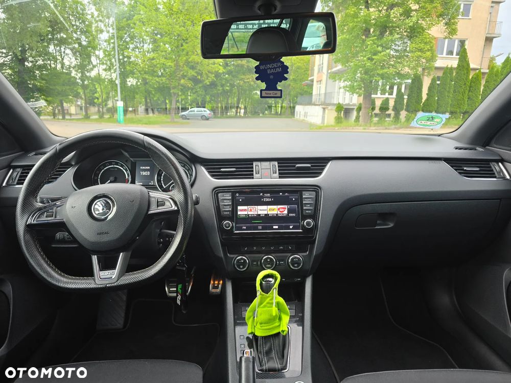 Skoda Octavia 2.0 TDI RS DSG - 16