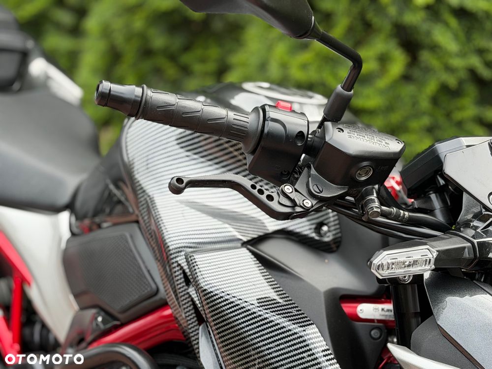 Kawasaki Z 900 - 26