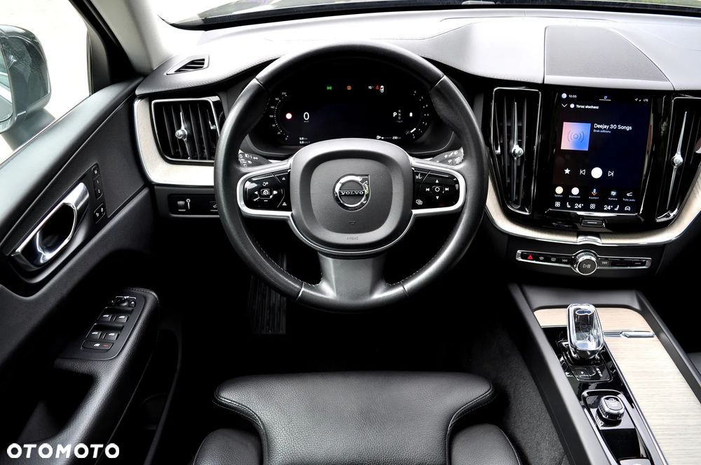Volvo XC 60 B4 D AWD Geartronic Inscription - 25
