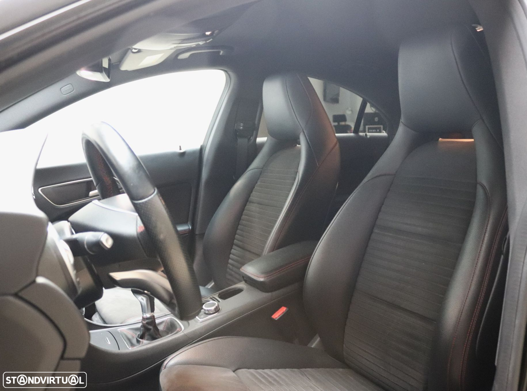 Mercedes-Benz CLA 200 CDi AMG Line - 19