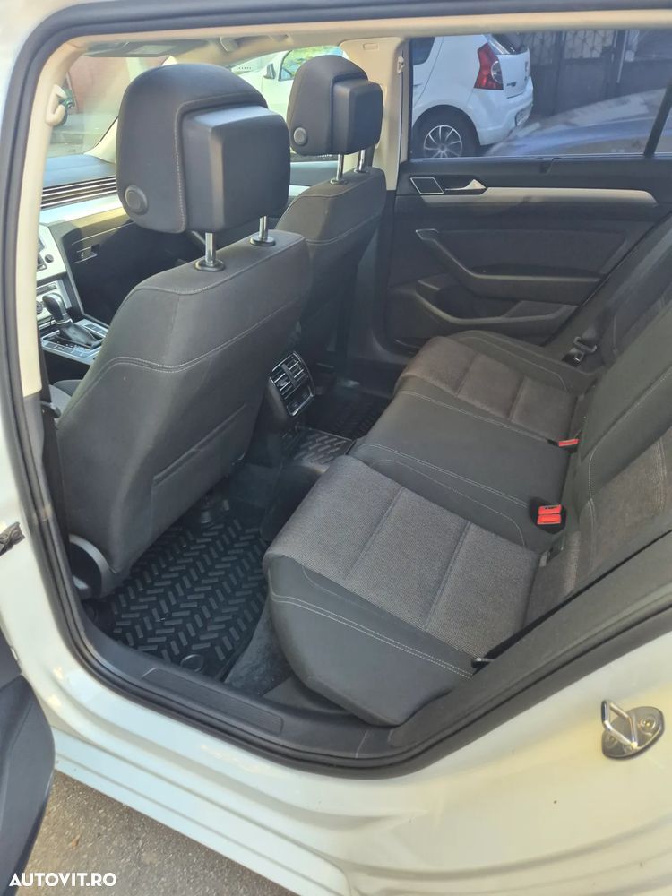 Volkswagen Passat Variant 2.0 TDI DSG (BlueMotion Technology) Comfortline - 5