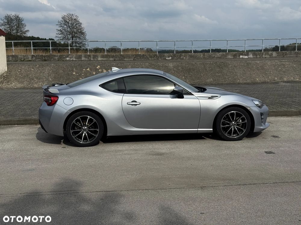 Toyota GT86 2.0 Premium - 17
