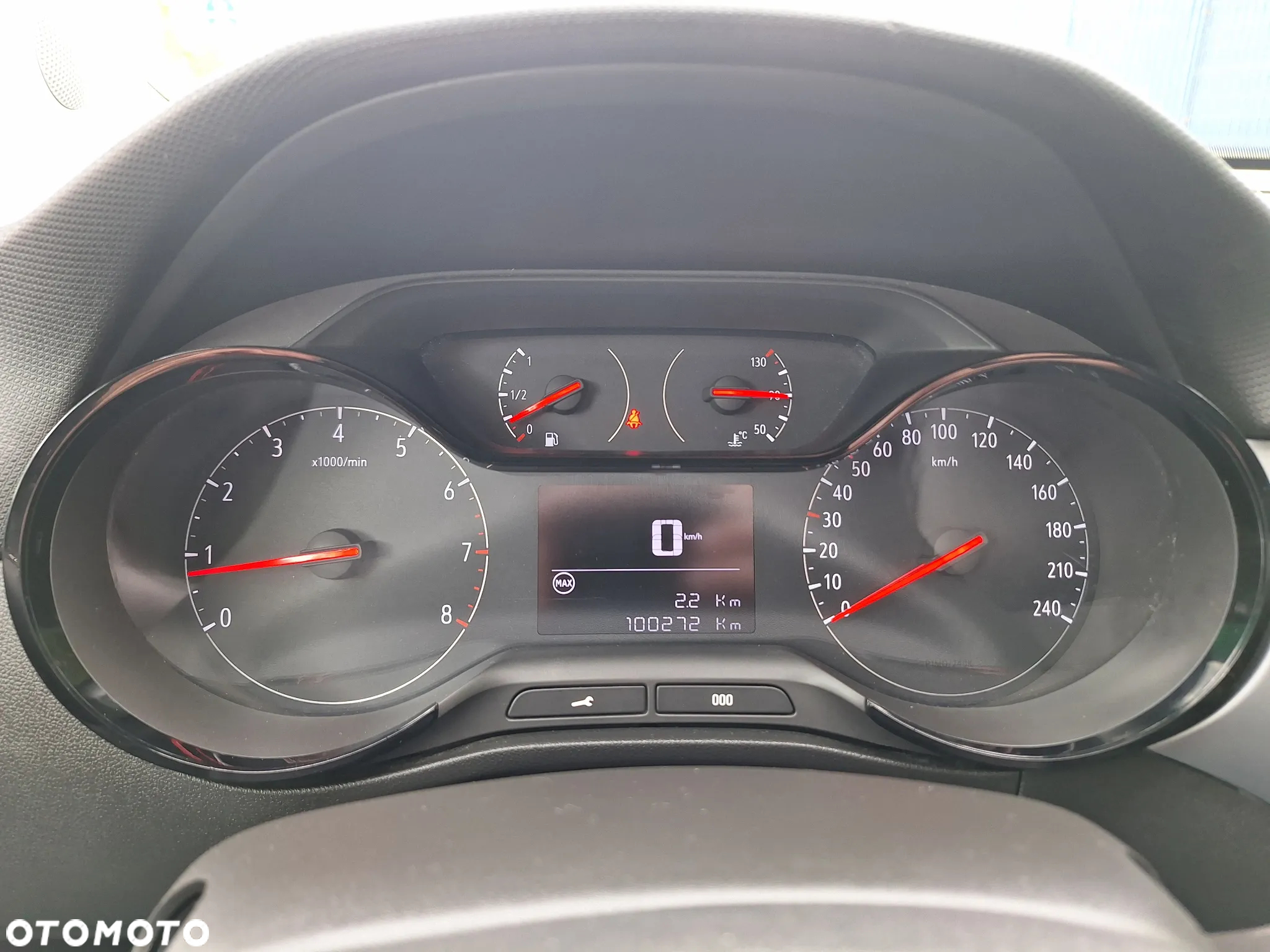 Opel Crossland X - 19