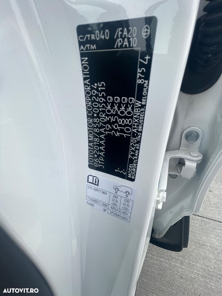 Toyota C-HR 1.8 HEV 140 CP 4x2 CVT Active - 17