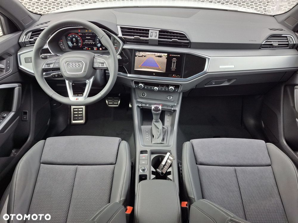 Audi Q3 - 19