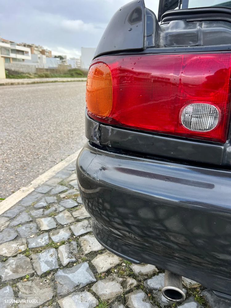 Mitsubishi Lancer 1300 GLXi - 57