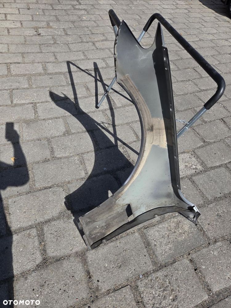 Błotnik BMW seria 7 F01 przód prawy - 2