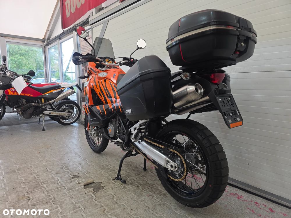 KTM Super Adventure - 14